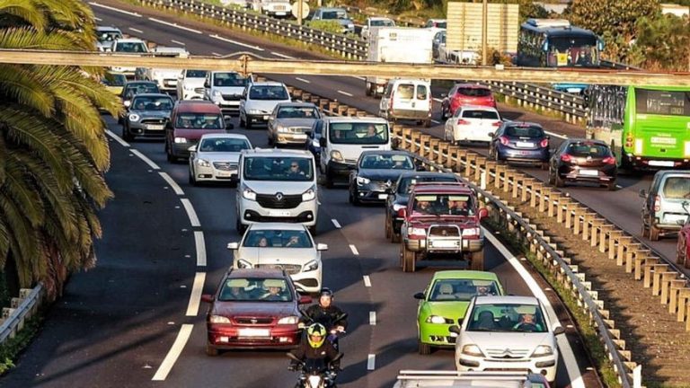 El parque automovilístico de coches de alquiler en Canarias. Un modelo insostenible